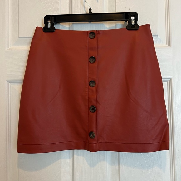 Forever 21 Dresses & Skirts - NWOT Forever 21 Button-Front Mini Skirt
